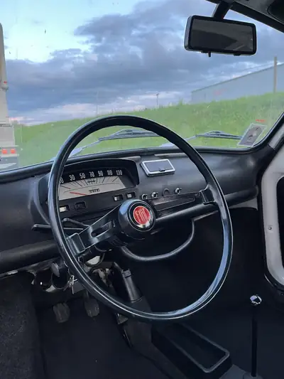 Fiat 500 110 F Berlina 1971 — Icône automobile vintage, 49000 km authentiques — Miniatur 13