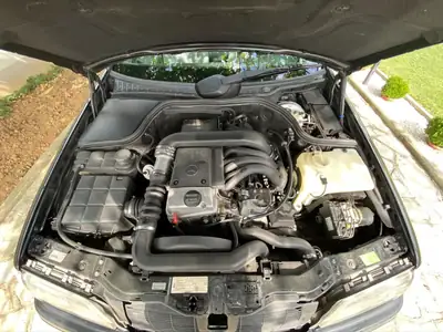 Mercedes-Benz C 250 TD Classic — Berline diesel robuste, 254 000 km, sans sinistre — Miniatura 10