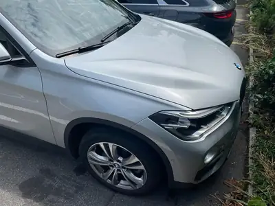 BMW X1 xDrive 20d xLine — SUV compact diesel automatique, très bien entretenu — Außenansicht