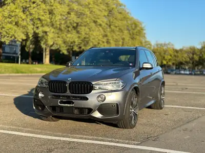 BMW X5 xDrive 50i Steptronic — SUV 7 places puissant, 88 500 km, sans sinistre — vue extérieure