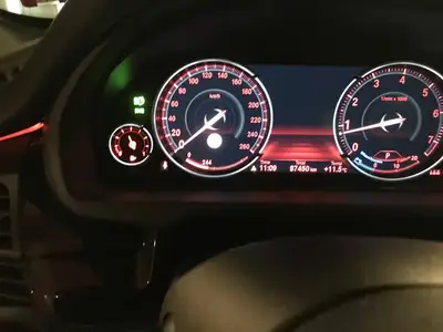 BMW X5 xDrive 50i Steptronic — SUV 7 places puissant, 88 500 km, sans sinistre — Miniature 10