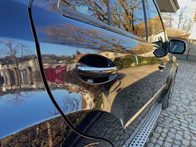 Mercedes-Benz ML 63 AMG 4Matic — SUV haute performance 510 ch, sans sinistre — Miniatura 12