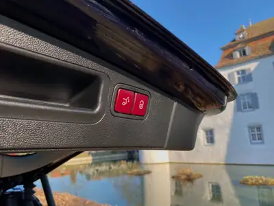 Mercedes-Benz ML 63 AMG 4Matic — SUV haute performance 510 ch, sans sinistre — Miniatura 17