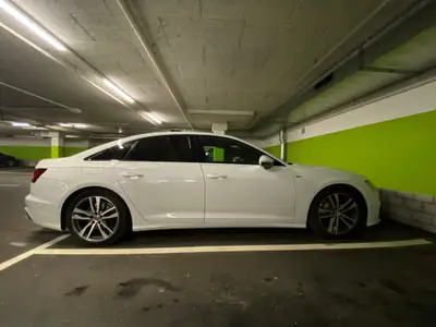 Audi A6 40 TDI Sport S-tronic — Berline premium diesel, 75'000 km, exemplaire unique en Suisse — interni