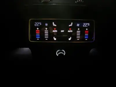 Audi A6 40 TDI Sport S-tronic — Berline premium diesel, 75'000 km, exemplaire unique en Suisse — Miniatura 16
