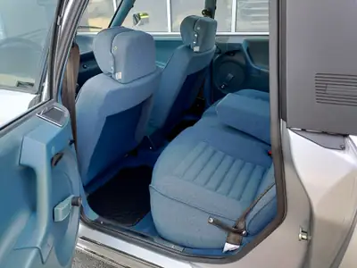 Citroën CX 2000 GT — Berline de prestige des années 80, entièrement restaurée — Miniatur 8