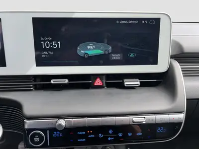 Hyundai Ioniq 5 77kWh Origo 4WD — SUV électrique haute puissance, 35'000 km seulement — Miniature 15