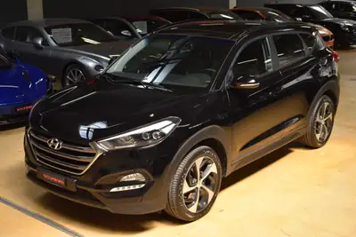 Hyundai Tucson 1.6 TGDI Vertex 4WD — SUV polyvalent, toit panoramique, 91 000 km — côté