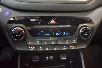 Hyundai Tucson 1.6 TGDI Vertex 4WD — SUV polyvalent, toit panoramique, 91 000 km — Miniature 26