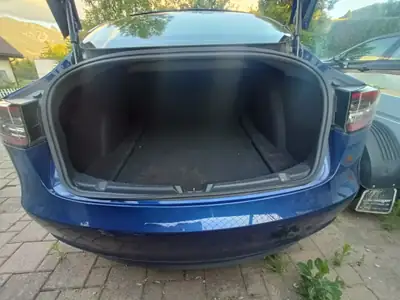 Tesla Model 3 Long Range Dual Motor AWD — Performance électrique 462 ch, 92'000 km — Miniature 13