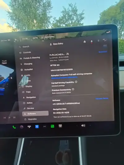 Tesla Model 3 Long Range Dual Motor AWD — Performance électrique 462 ch, 92'000 km — Miniature 18