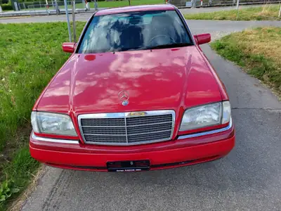 Mercedes-Benz C 180 Élégance 1995 — Berline classique à essence, sans accident — Miniatur 12
