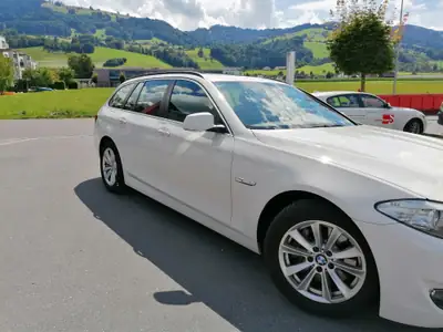 BMW 530d Touring Luxury Line — Monospace élégant, diesel performant, entretien récent — Miniatura 8