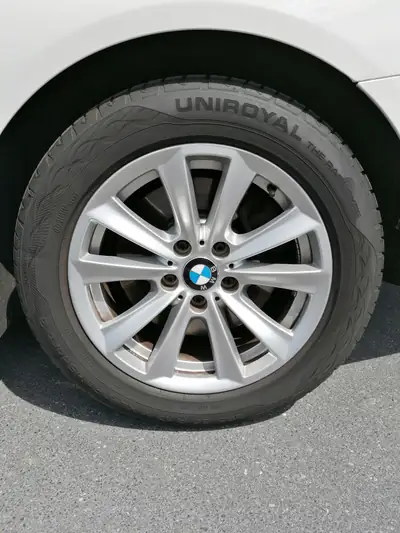 BMW 530d Touring Luxury Line — Monospace élégant, diesel performant, entretien récent — Miniatura 10