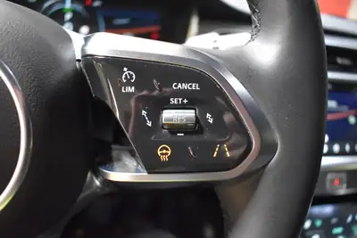 Jaguar I-PACE EV400 SE AWD — SUV électrique premium, 400 ch et 86'000 km — Miniature 22