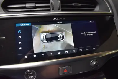 Jaguar I-PACE EV400 SE AWD — SUV électrique premium, 400 ch et 86'000 km — Miniature 23