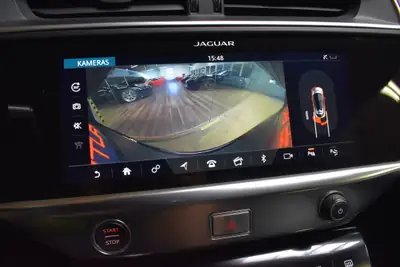 Jaguar I-PACE EV400 SE AWD — SUV électrique premium, 400 ch et 86'000 km — Miniature 26