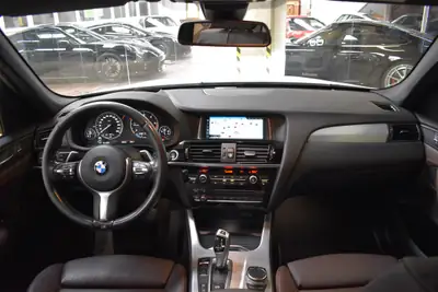 BMW X3 xDrive 20d M Sport — SUV diesel performant, 1ère main, équipements premium — Miniature 15