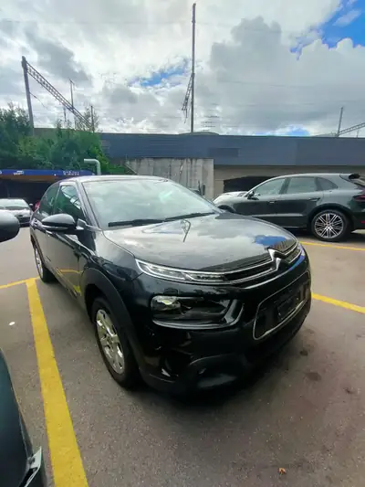 Citroën C4 Cactus 1.2 PureTech Feel — SUV urbain compact, entretien récent et pneus neufs — fianco