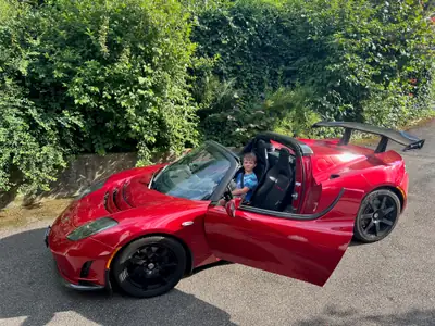 Tesla Roadster Signature 250 — Légende électrique, exemplaire n°47, faible kilométrage — Außenansicht