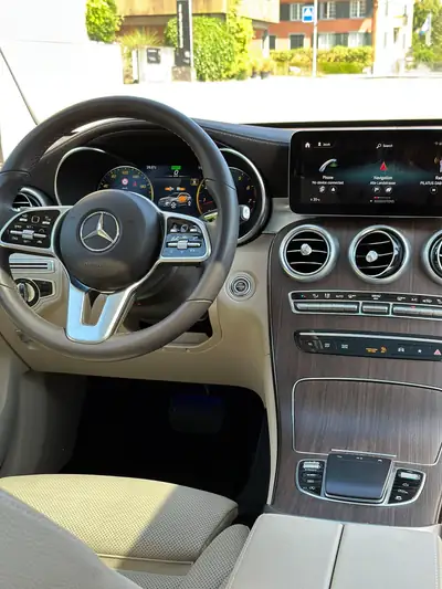 Mercedes-Benz GLC 300 AMG Line 4Matic — SUV hybride 258 ch, 31 000 km seulement — dettaglio
