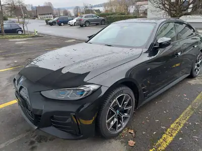 BMW i4 M50 M Sport Pro — Berline électrique 544 ch, ultra low-mileage — intérieur