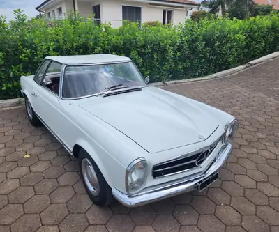 Mercedes-Benz SL 230 Pagode 1965 — Chef-d'œuvre cabriolet vintage, état impeccable — vista posteriore