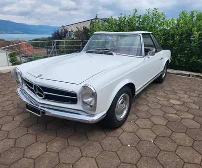 Mercedes-Benz SL 230 Pagode 1965 — Chef-d'œuvre cabriolet vintage, état impeccable — vista esterna