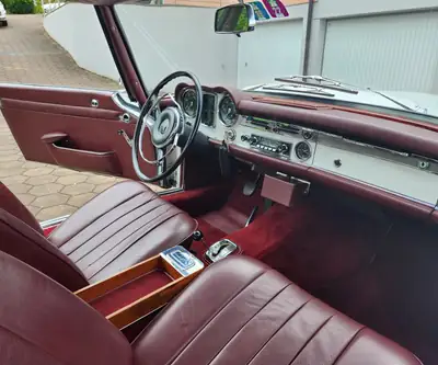 Mercedes-Benz SL 230 Pagode 1965 — Chef-d'œuvre cabriolet vintage, état impeccable — Miniatura 14