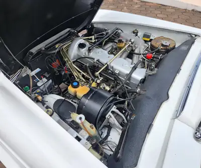 Mercedes-Benz SL 230 Pagode 1965 — Chef-d'œuvre cabriolet vintage, état impeccable — Miniatura 20