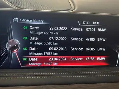 BMW X5 xDrive 40e iPerformance — SUV hybride rechargeable, entretien complet — Miniature 14