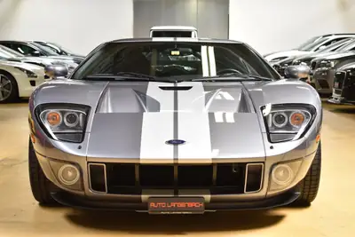 Ford GT 5.4 V8 — Légendaire muscle car américain, seulement 1600 km au compteur — tableau de bord