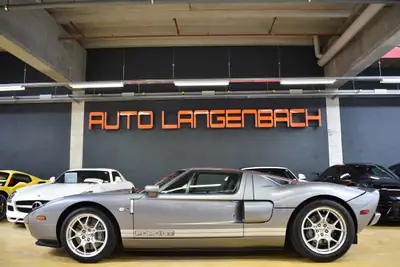 Ford GT 5.4 V8 — Légendaire muscle car américain, seulement 1600 km au compteur — Miniature 9