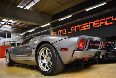 Ford GT 5.4 V8 — Légendaire muscle car américain, seulement 1600 km au compteur — Miniature 11