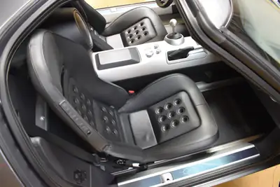 Ford GT 5.4 V8 — Légendaire muscle car américain, seulement 1600 km au compteur — Miniature 22