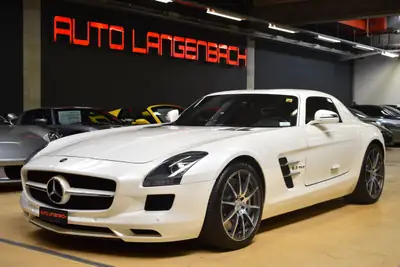 Mercedes-Benz SLS 63 AMG — Superbe coupé sportif 571 ch, seulement 22'000 km — côté