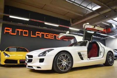 Mercedes-Benz SLS 63 AMG — Superbe coupé sportif 571 ch, seulement 22'000 km — Miniature 14