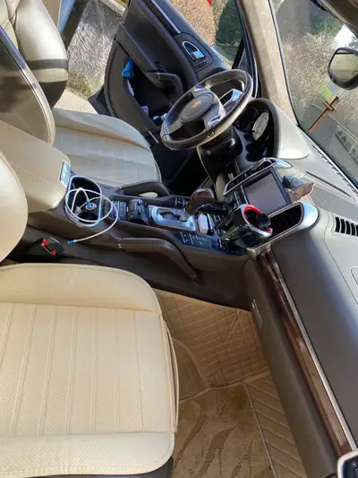 Porsche Cayenne Turbo 2010 — SUV sportif 500 ch, sans sinistre, tout-terrain affirmé — Miniatur 11