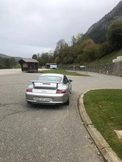 Porsche 911 GT3 2004 — Légendaire sportive, 381 ch et boîte manuelle — Innenraum