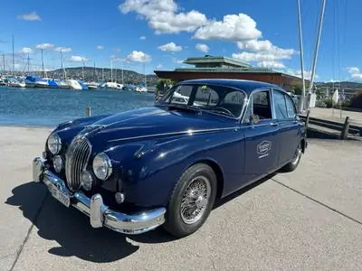 Jaguar MK 2 3.8 L — Berline de légende britannique, 220 ch authentiques — Seitenansicht