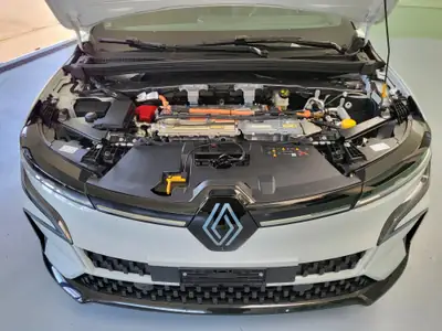 Renault Mégane E-TECH EV60 Iconic — Électrique performante, 26 000 km, pack vision avancée — Miniatur 10
