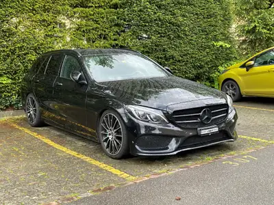 Mercedes-Benz C 250 d AMG Line 4Matic — Break diesel performant, 4x4 intégral — vista esterna