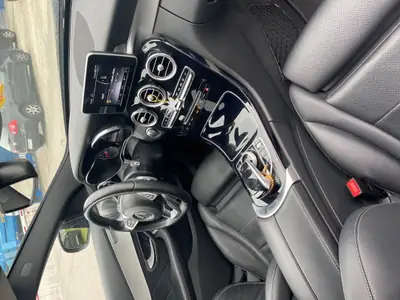 Mercedes-Benz C 250 d AMG Line 4Matic — Break diesel performant, 4x4 intégral — cruscotto