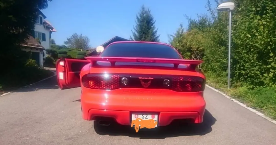 Pontiac Firebird 1998 occasion Galgenen — 3