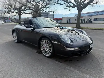 Porsche 911 Carrera S Cabriolet — 355 ch, Sport Chrono, grand service réalisé — vue extérieure