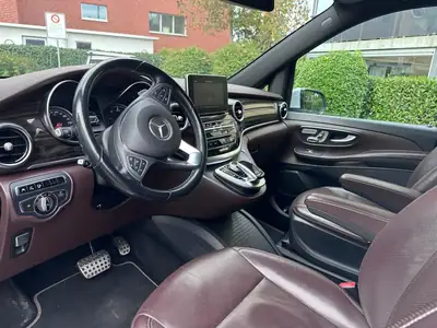 Mercedes-Benz V 250 BlueTEC Edition 1 — Monospace premium diesel, entretien impeccable — vista posteriore