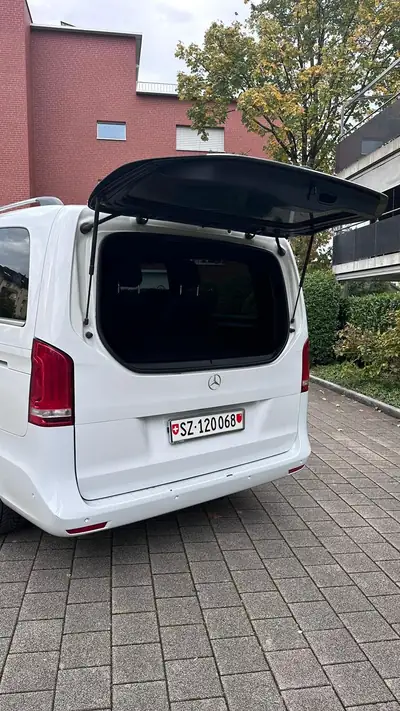 Mercedes-Benz V 250 BlueTEC Edition 1 — Monospace premium diesel, entretien impeccable — Miniatura 8