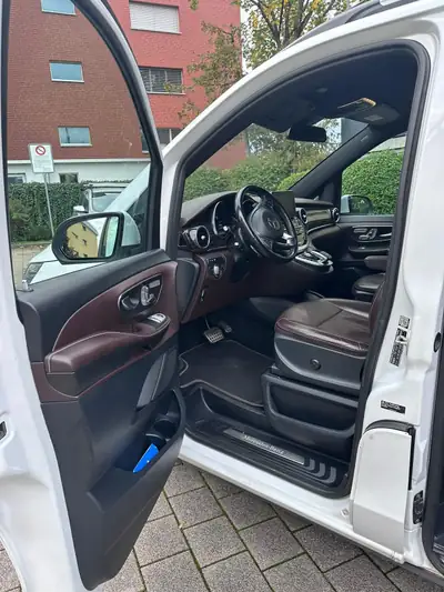 Mercedes-Benz V 250 BlueTEC Edition 1 — Monospace premium diesel, entretien impeccable — Miniatura 11