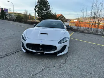 Maserati GranTurismo MC Stradale Centennial Edition — Chef-d'œuvre italien rare, 31'000 km seulement — Außenansicht