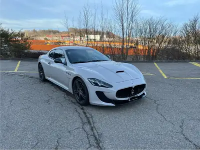 Maserati GranTurismo MC Stradale Centennial Edition — Chef-d'œuvre italien rare, 31'000 km seulement — Heckansicht